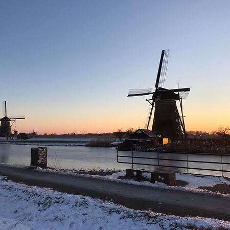 Voorhuis Aan De Lek Bed & Breakfast Nieuw-Lekkerland Luaran gambar